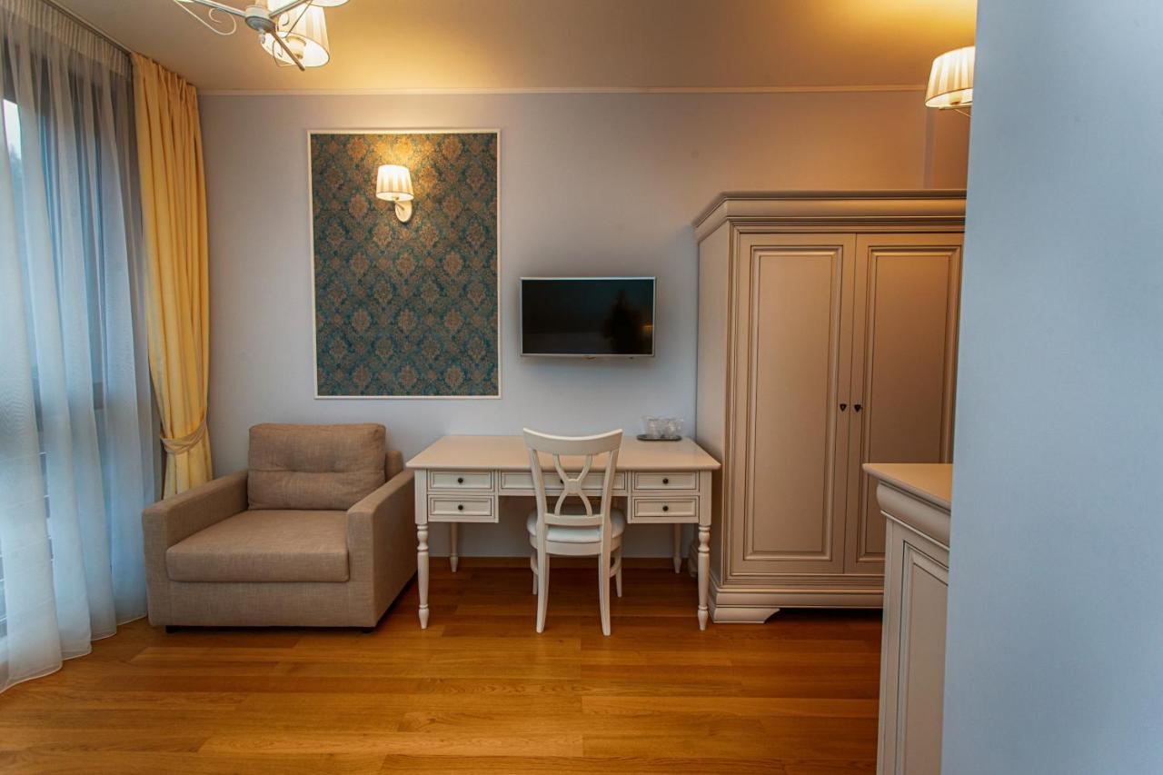 Vila Imperial Bed & Breakfast Синая Екстериор снимка