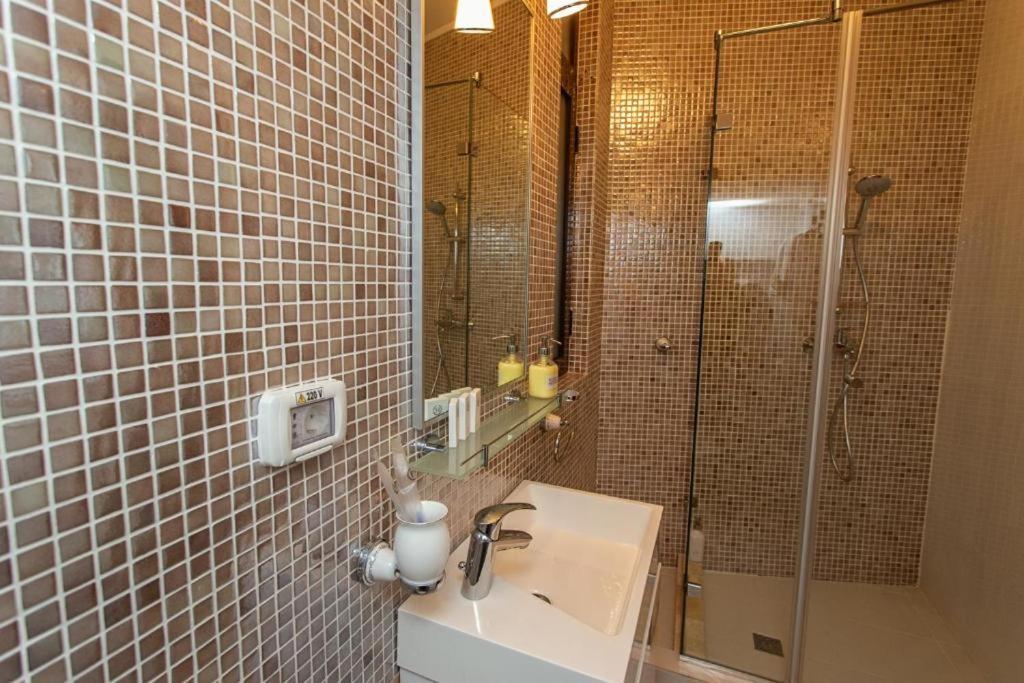Vila Imperial Bed & Breakfast Синая Екстериор снимка